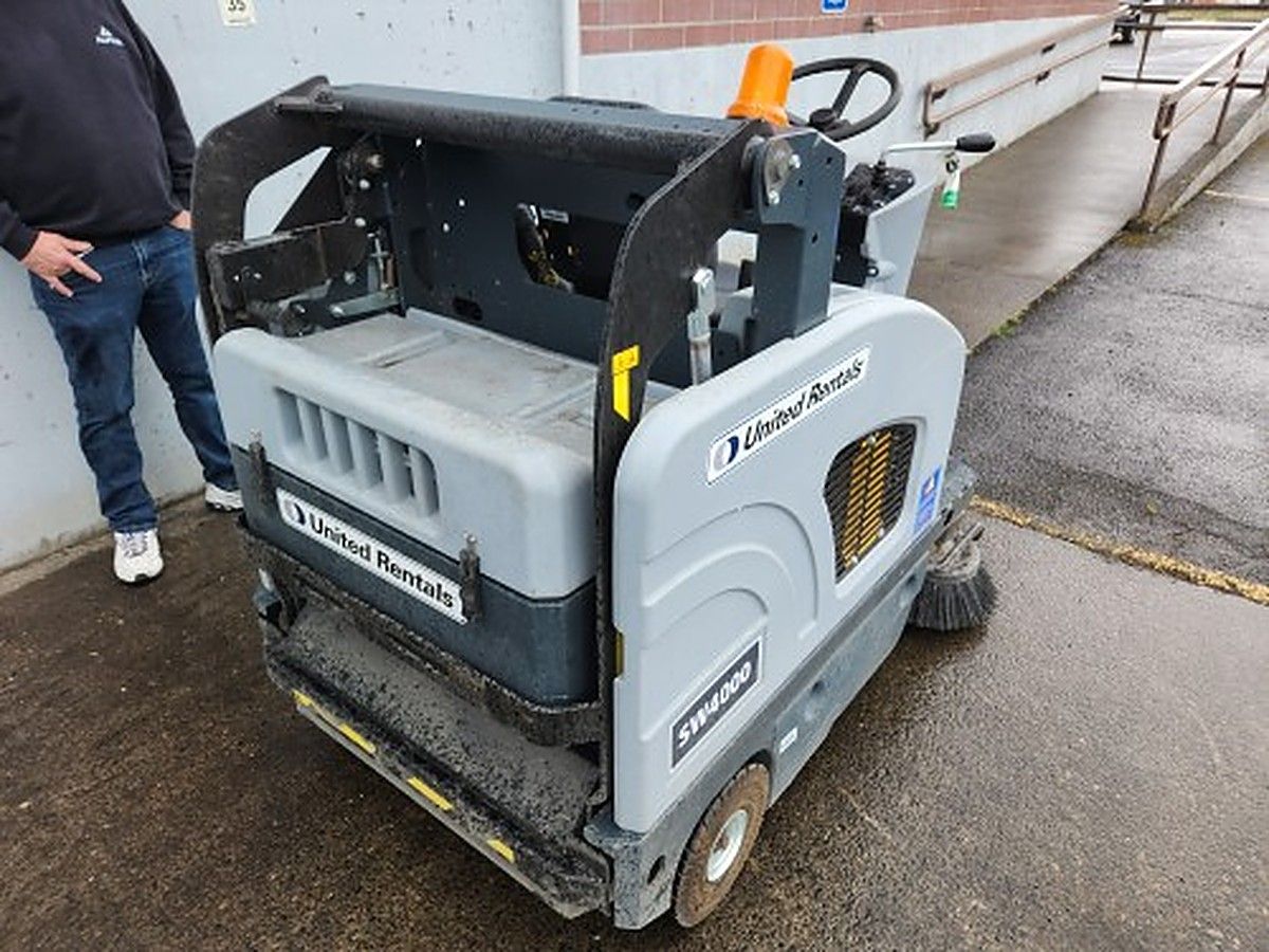 NILFISK SW4000 49 photo 9