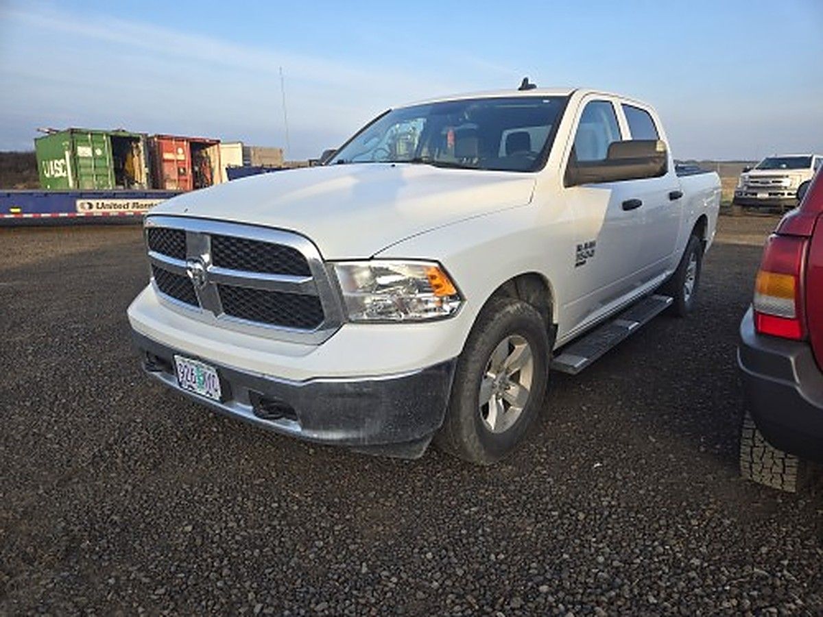 RAM 1500CREWSLTG4WD photo 9