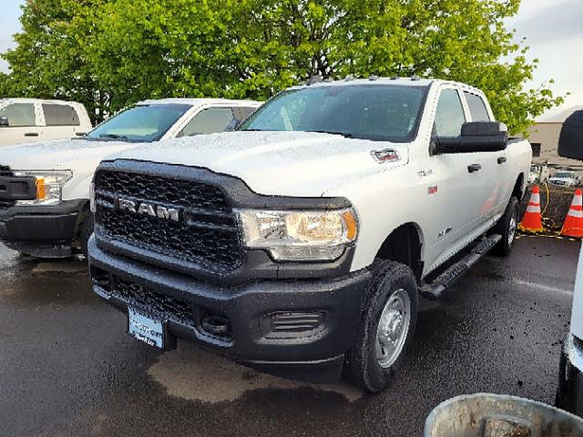 RAM 2500CREWTMG4WD photo 4