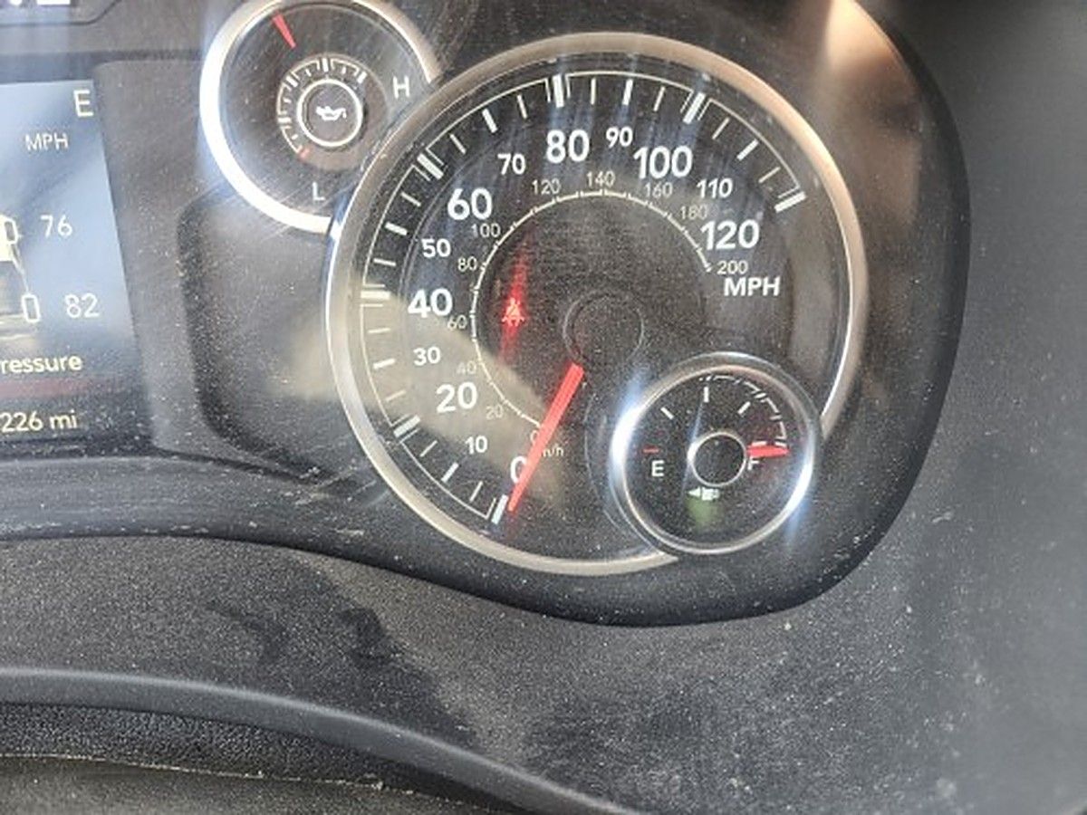 RAM 2500CREWTMG4WD photo 4
