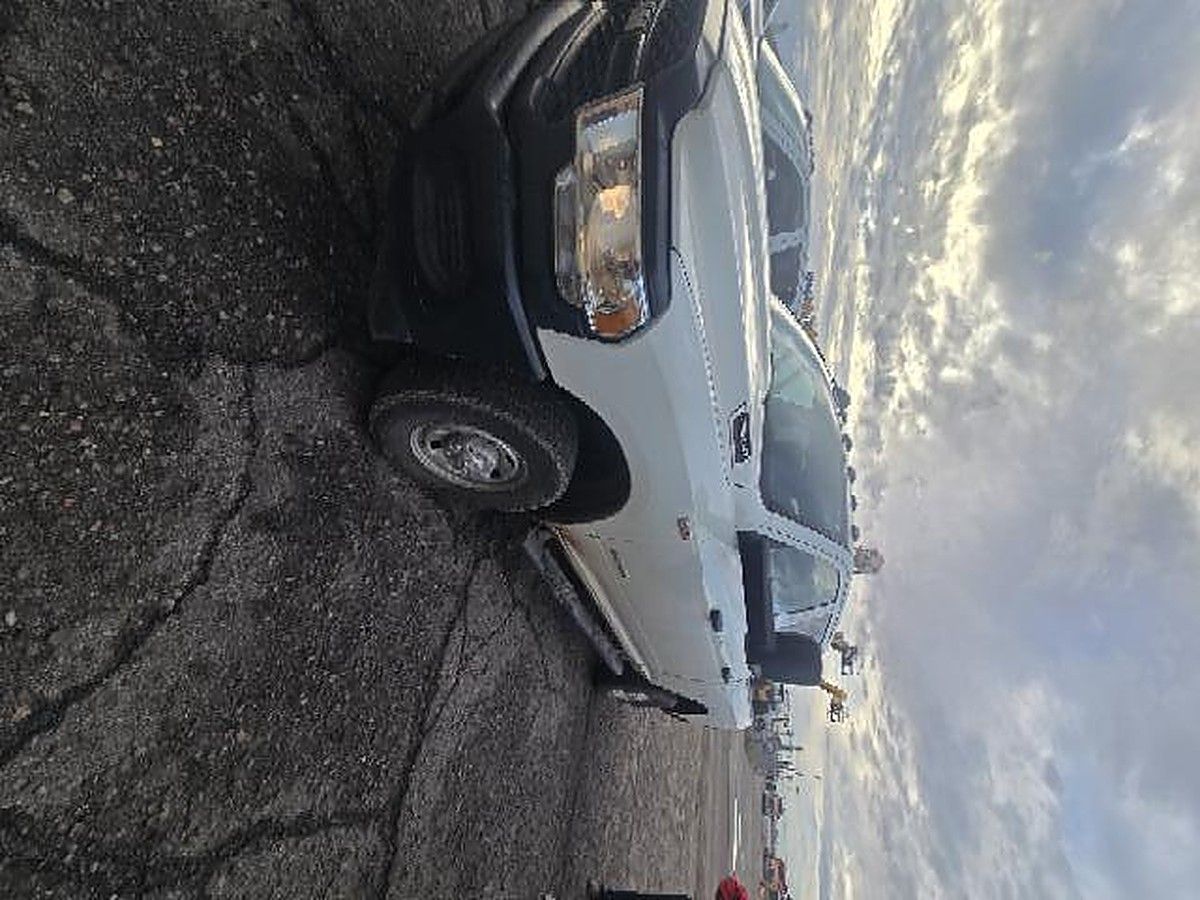 RAM 2500CREWTMG4WD photo 6