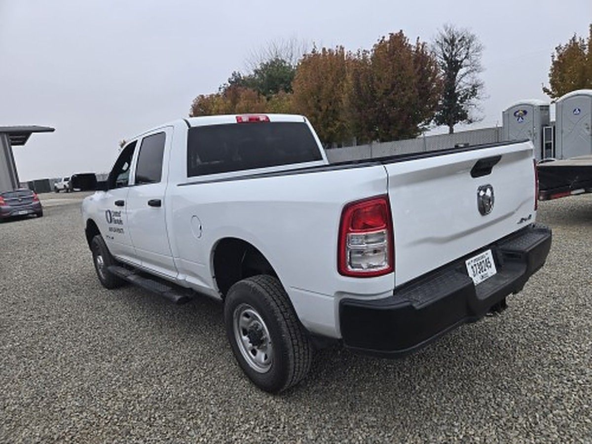 RAM 2500CREWTMG4WD photo 7