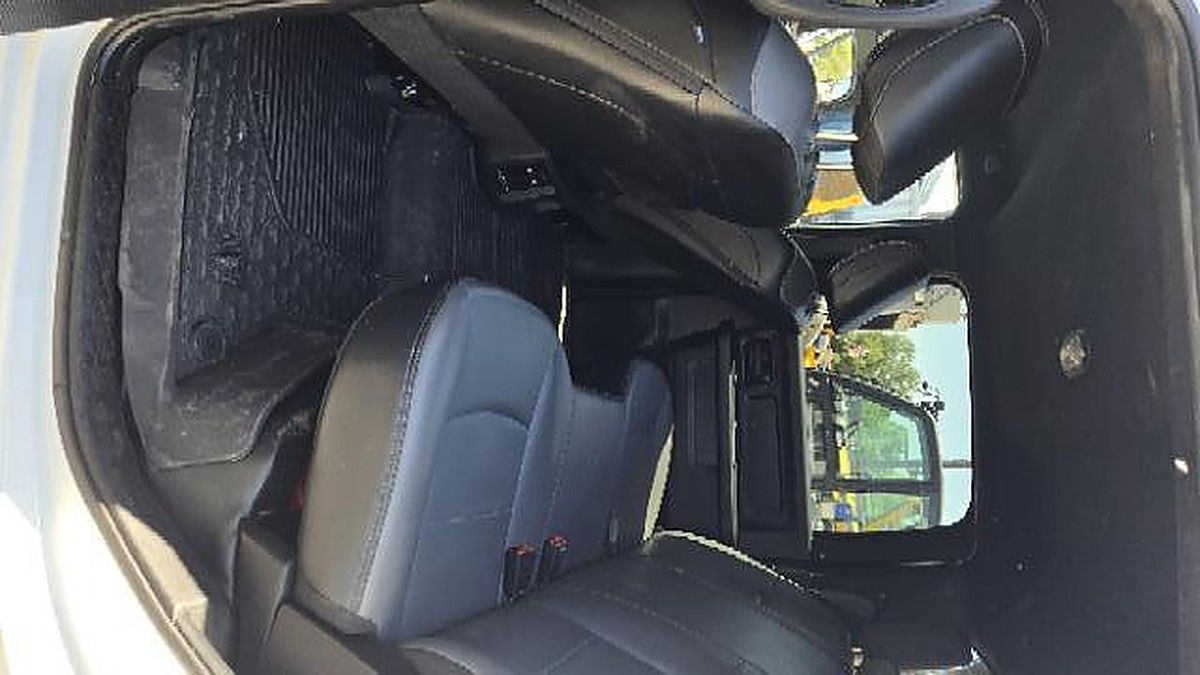 RAM 2500CREWTMG4WD photo 7