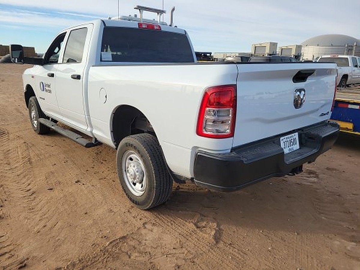 RAM 2500CREWTMG4WD photo 4