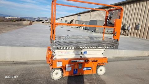 2022 SNORKEL S3215L Scissor Lift 14-18' Electric