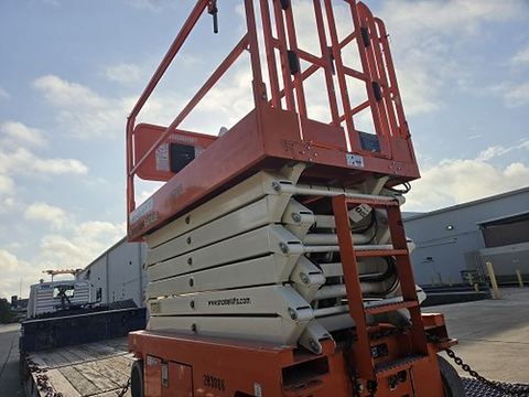 2022 SNORKEL S4740E Scissor Lift 39-40' Electric 45-48"Wide