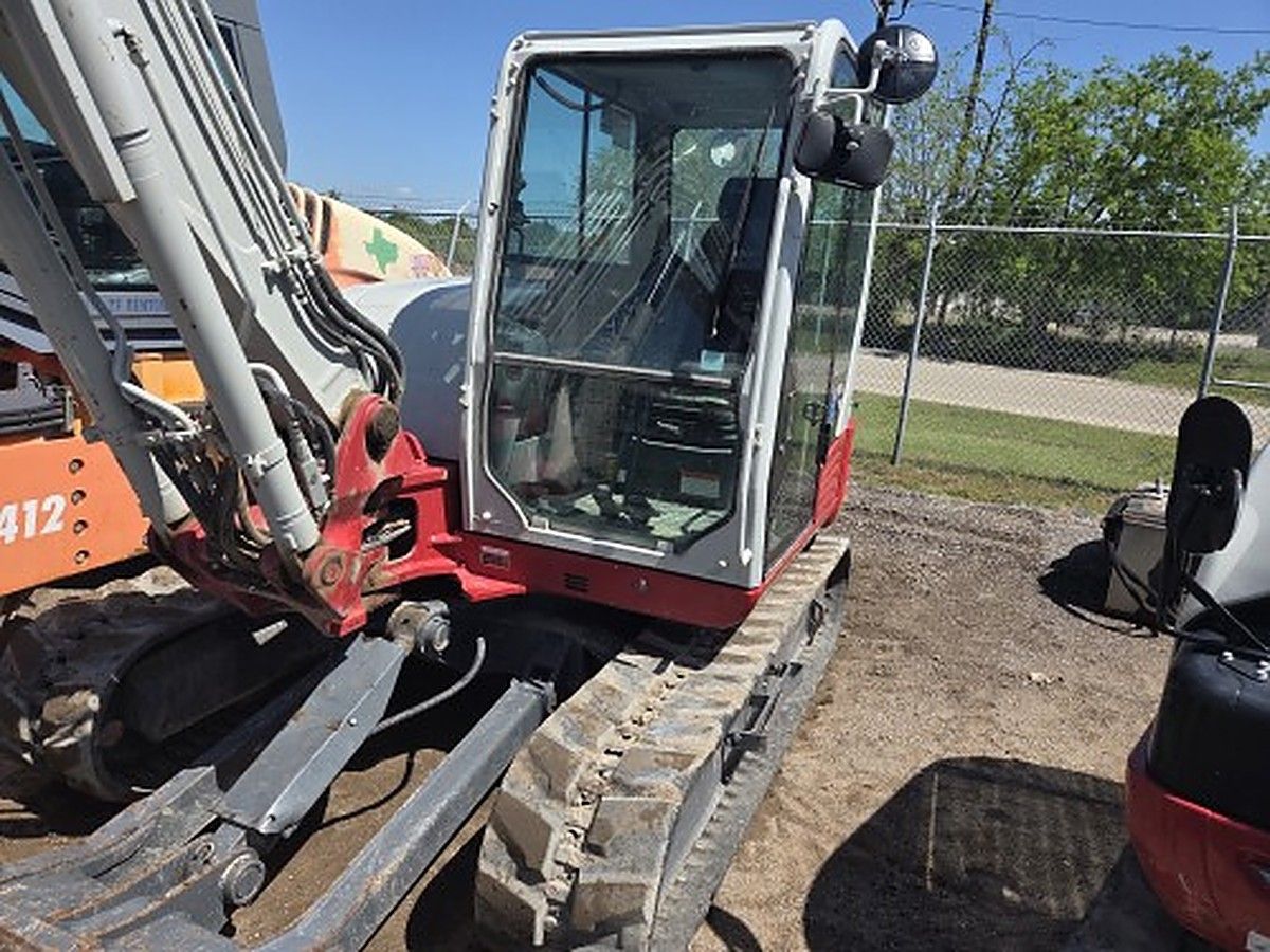 TAKEUCHI TB290C photo 5