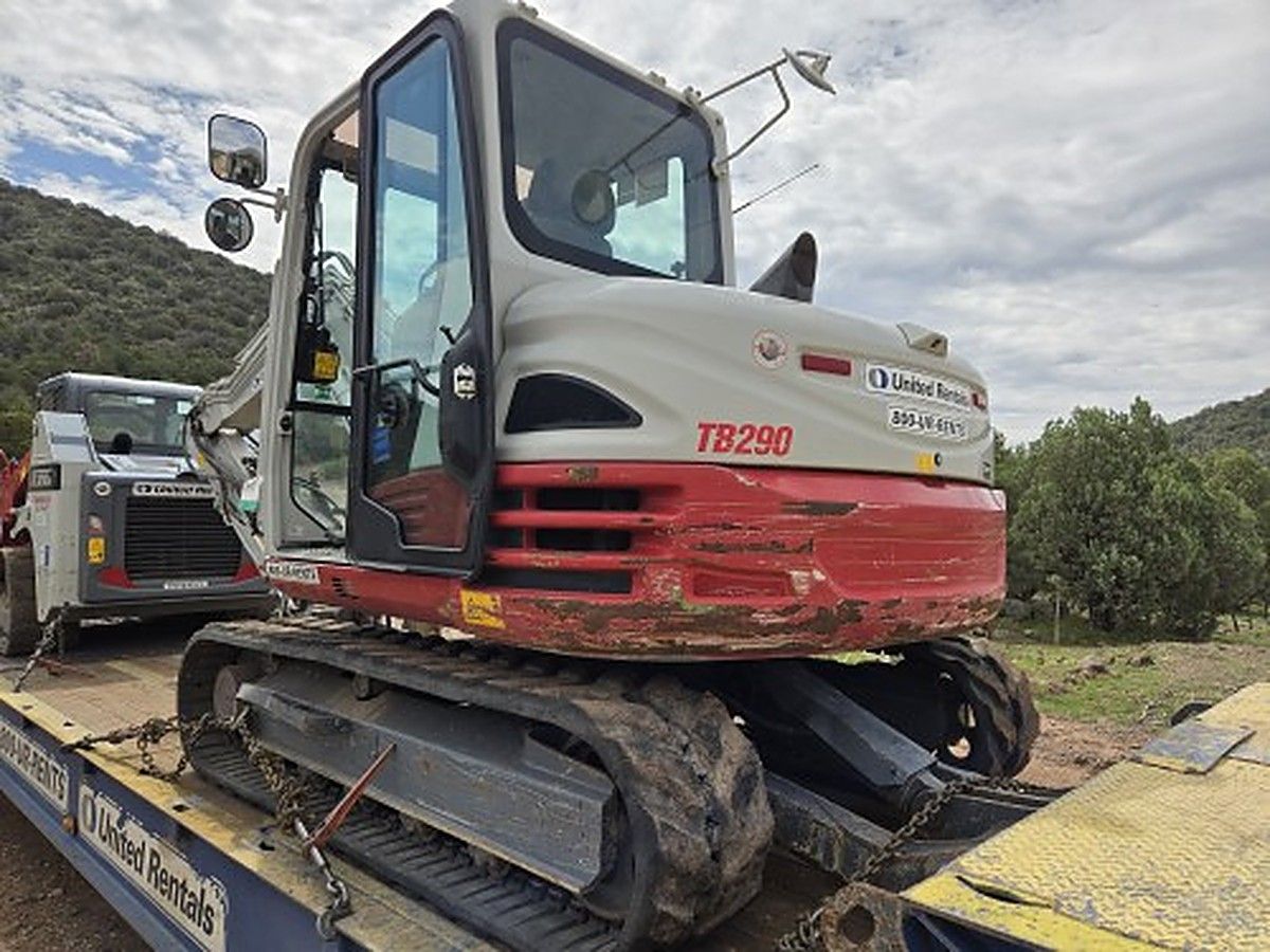 TAKEUCHI TB290C photo 3