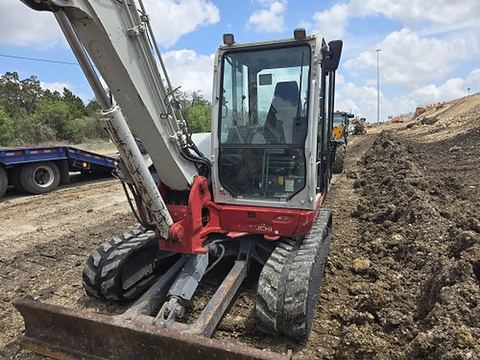 2022 TAKEUCHI TB370CR for sale
