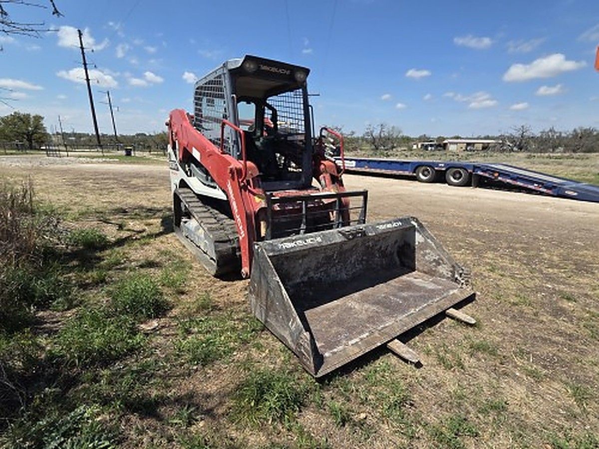 TAKEUCHI TL10V2-R photo 5