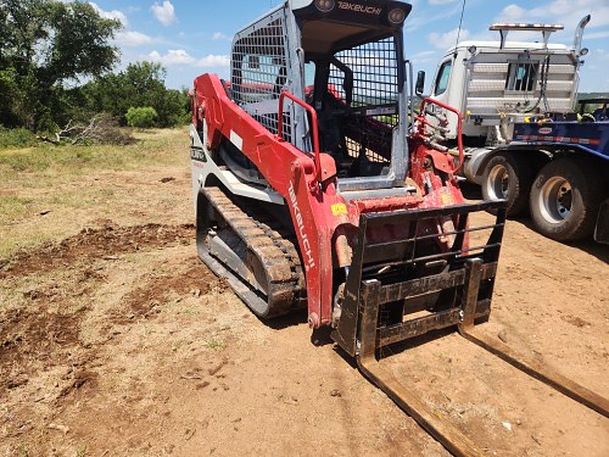 TAKEUCHI TL10V2-R photo 8