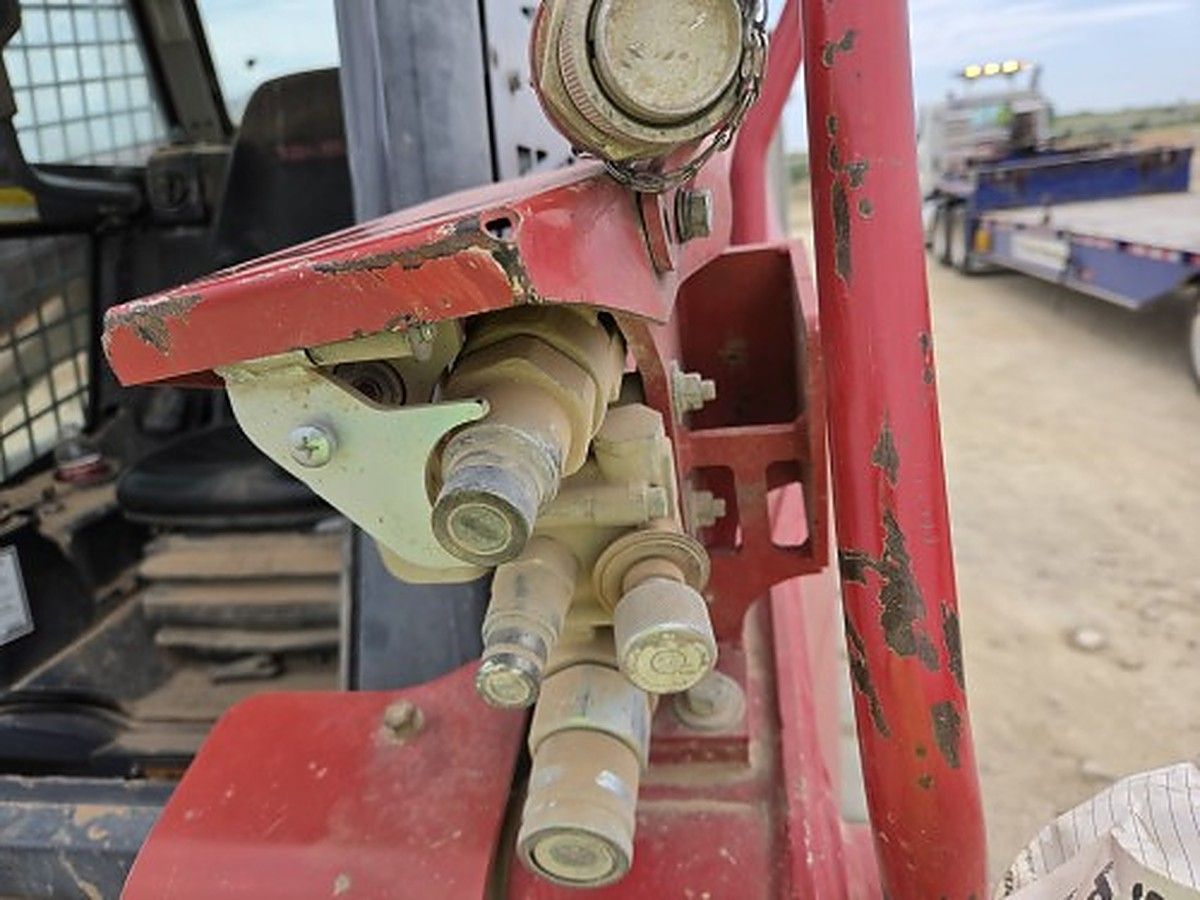 TAKEUCHI TL12R2-CR photo 12