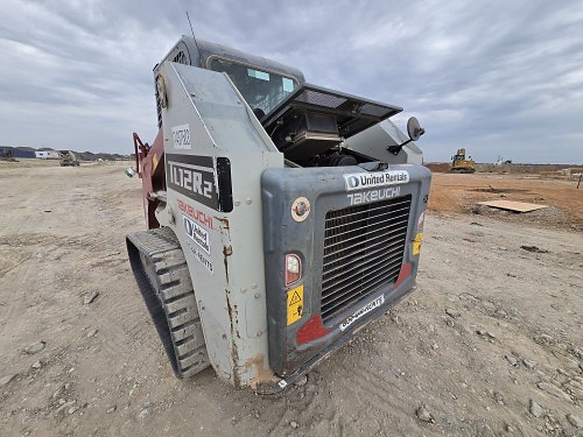 TAKEUCHI TL12R2-CR photo 5