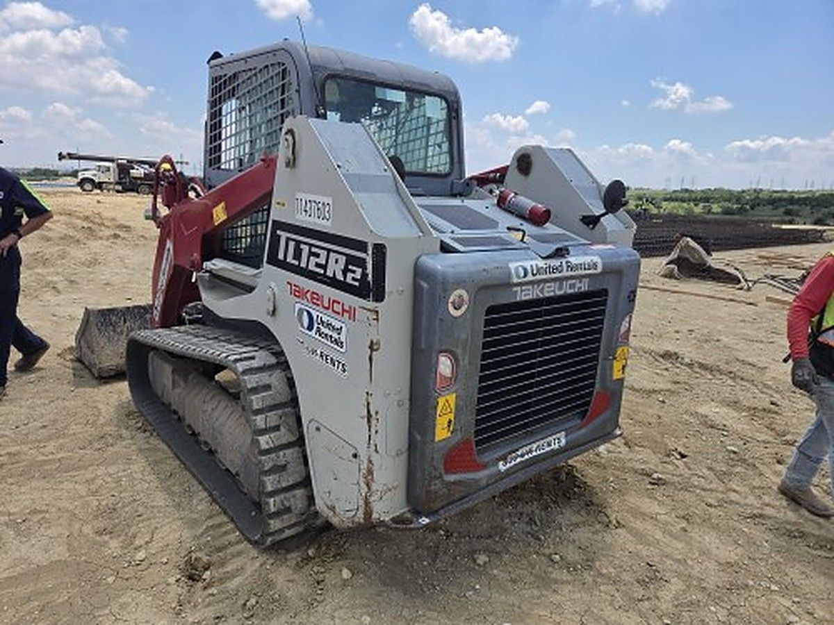 TAKEUCHI TL12R2-CR photo 7