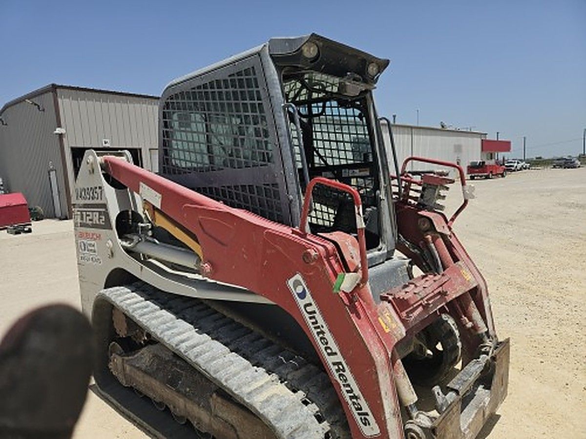 TAKEUCHI TL12R2-CR photo 11