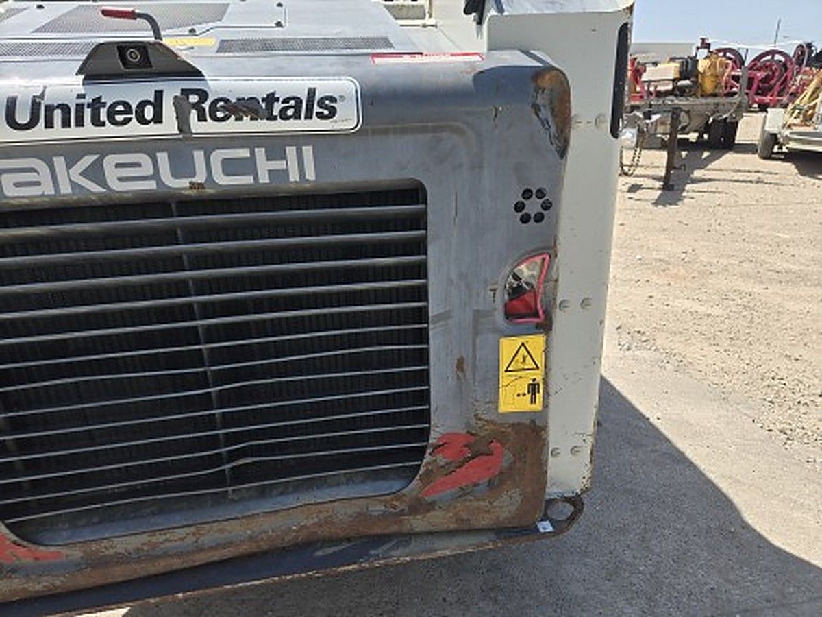 TAKEUCHI TL12R2-CR photo 5