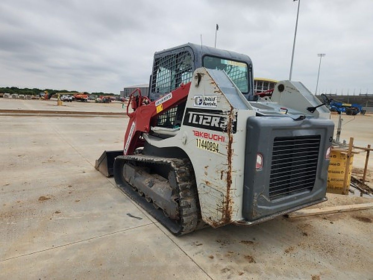TAKEUCHI TL12R2-CR photo 2