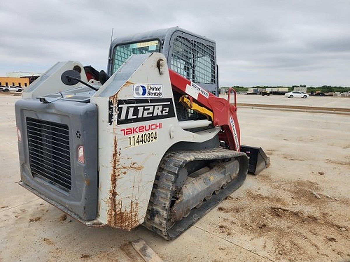 TAKEUCHI TL12R2-CR photo 5