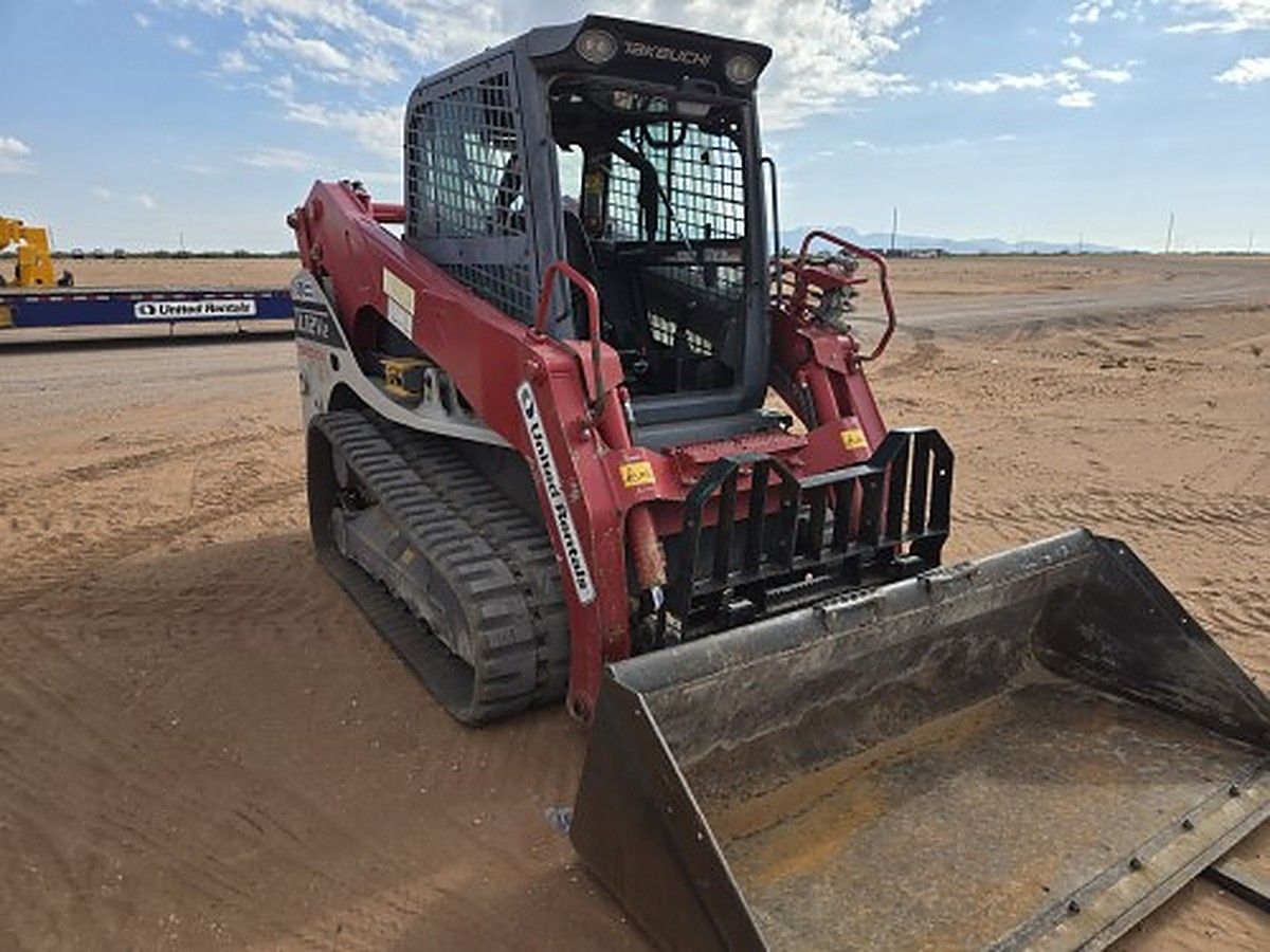 TAKEUCHI TL12V2-CR photo 2
