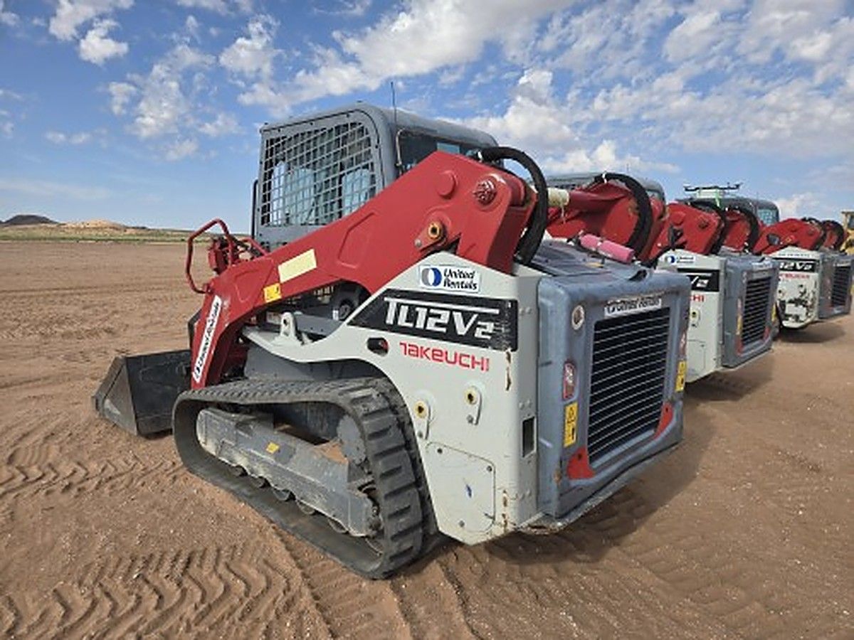 TAKEUCHI TL12V2-CR photo 3