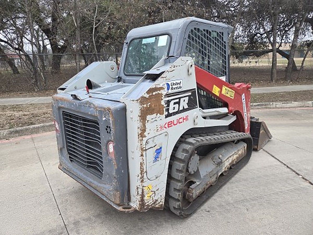 TAKEUCHI TL6CR photo 10