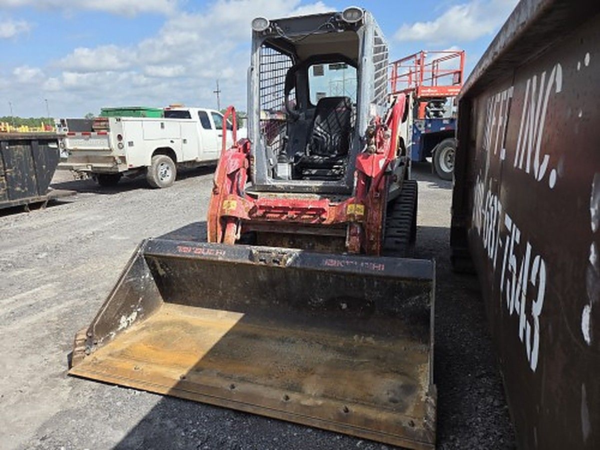 TAKEUCHI TL8R2R photo 6