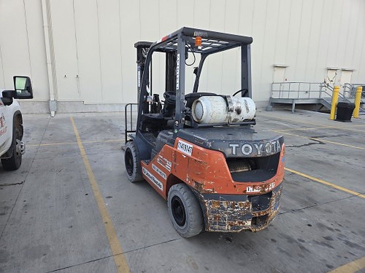 TOYOTA 8FGU30 LP ONLY photo 2