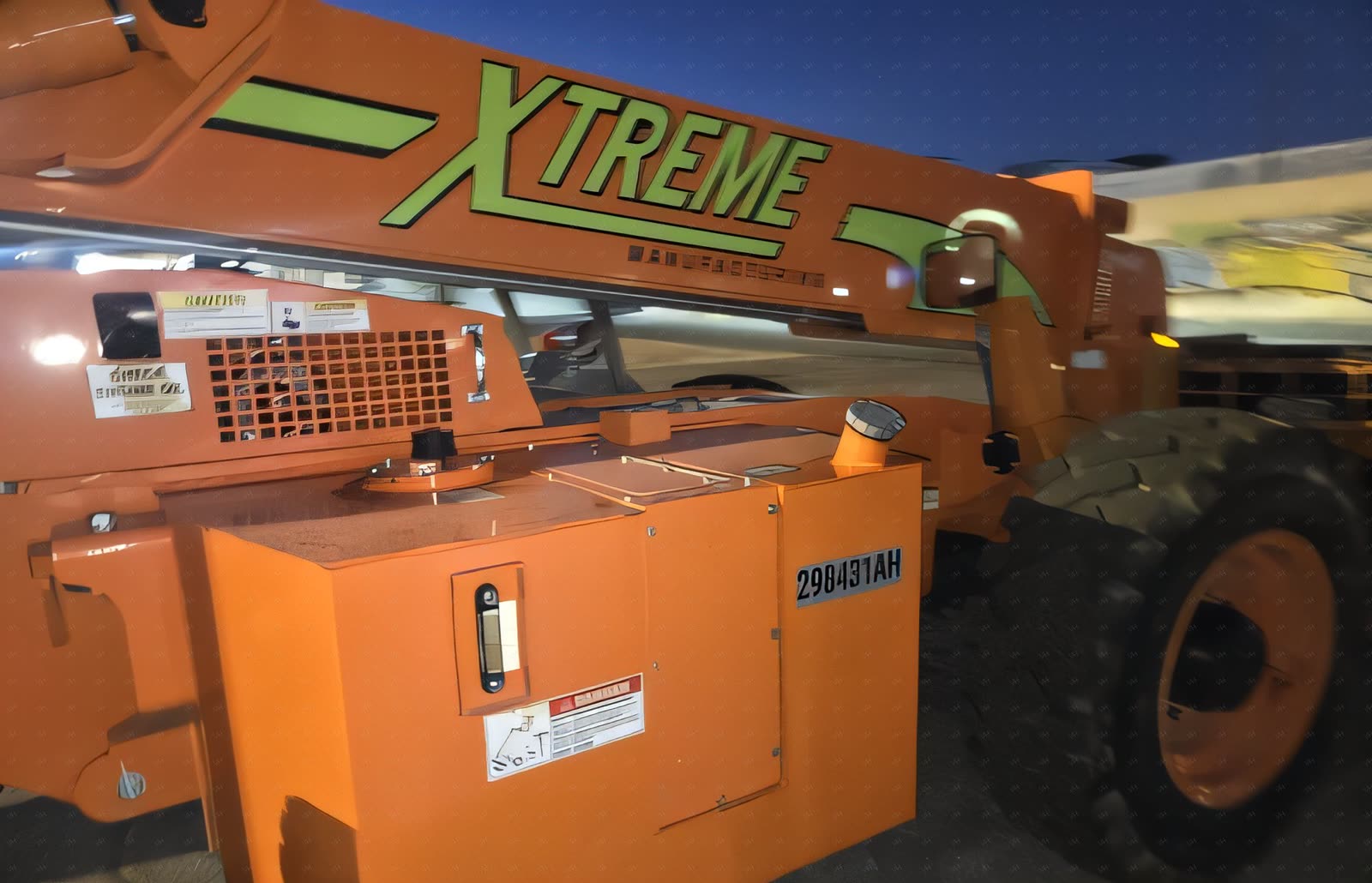 2022 Xtreme XR843 FORKLIFT VARIABLE REACH 8000# 40-49'