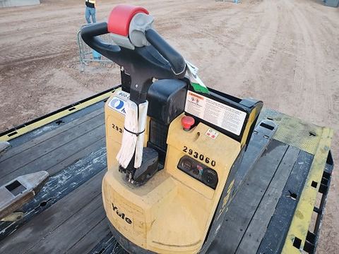 2022 YALE MPB045VG Jack Pallet 4000-4500# Electric