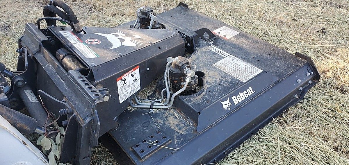 BOBCAT B376 photo 3