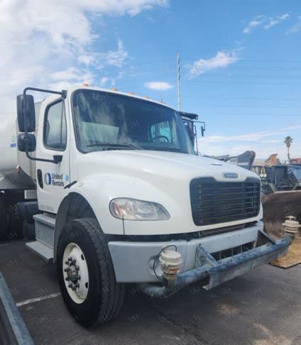 2023 FREIGHTLNR M2 106 WATER TRUCK WATER 4000-4999 GAL