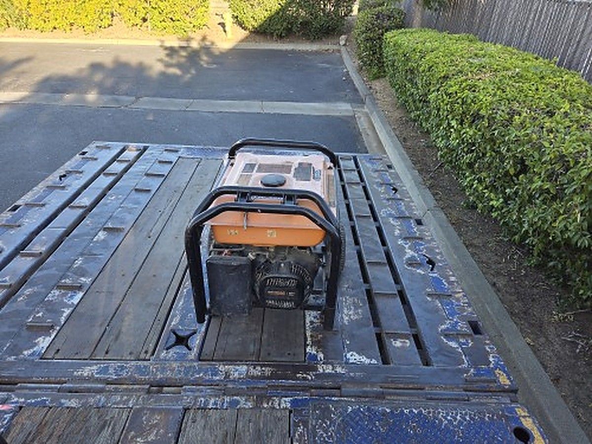 GENERAC GP6500 photo 2
