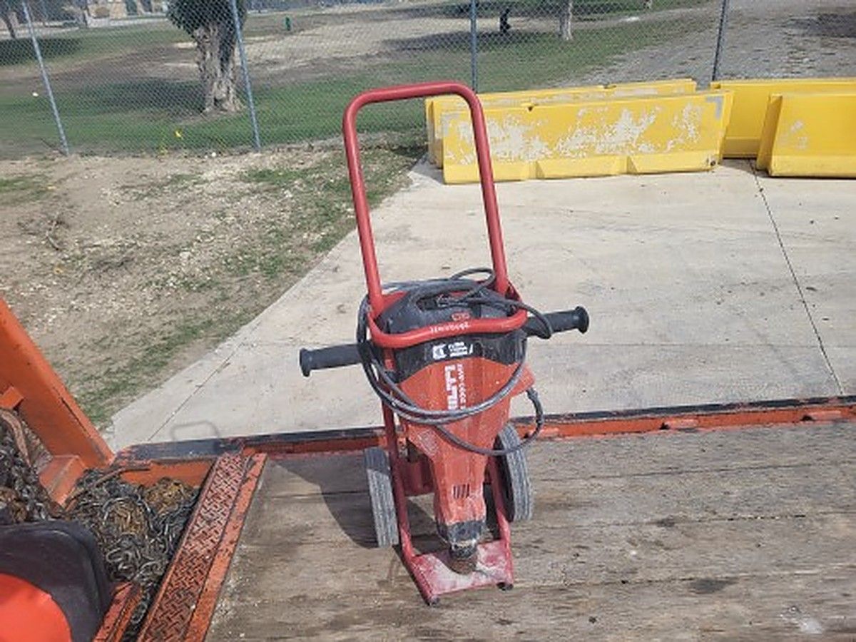 HILTI TE 2000-AVR photo 2