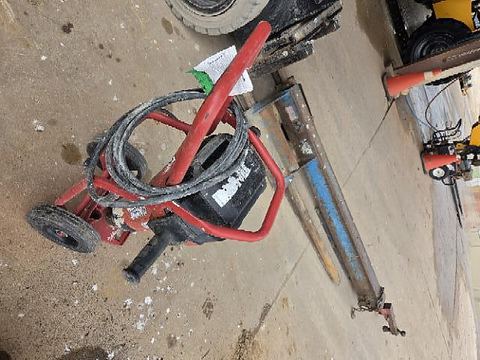 2023 HILTI TE 3000-AVR Demo Hammer 60# Electric