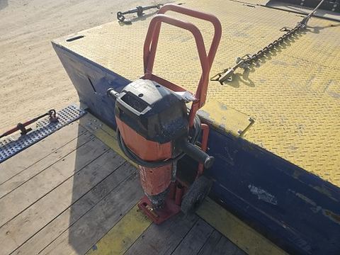 2023 HILTI TE 3000-AVR Demo Hammer 60# Electric