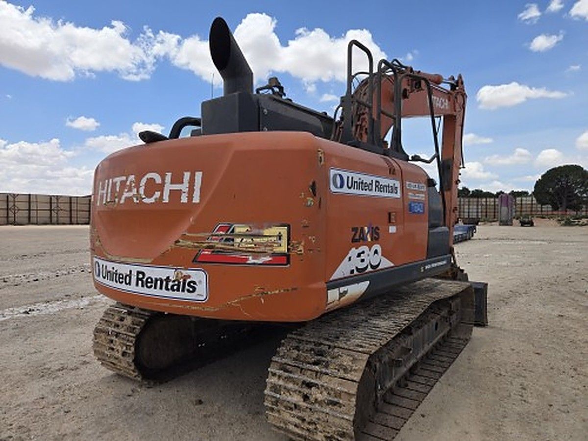 HITACHI ZX130-6 photo 2