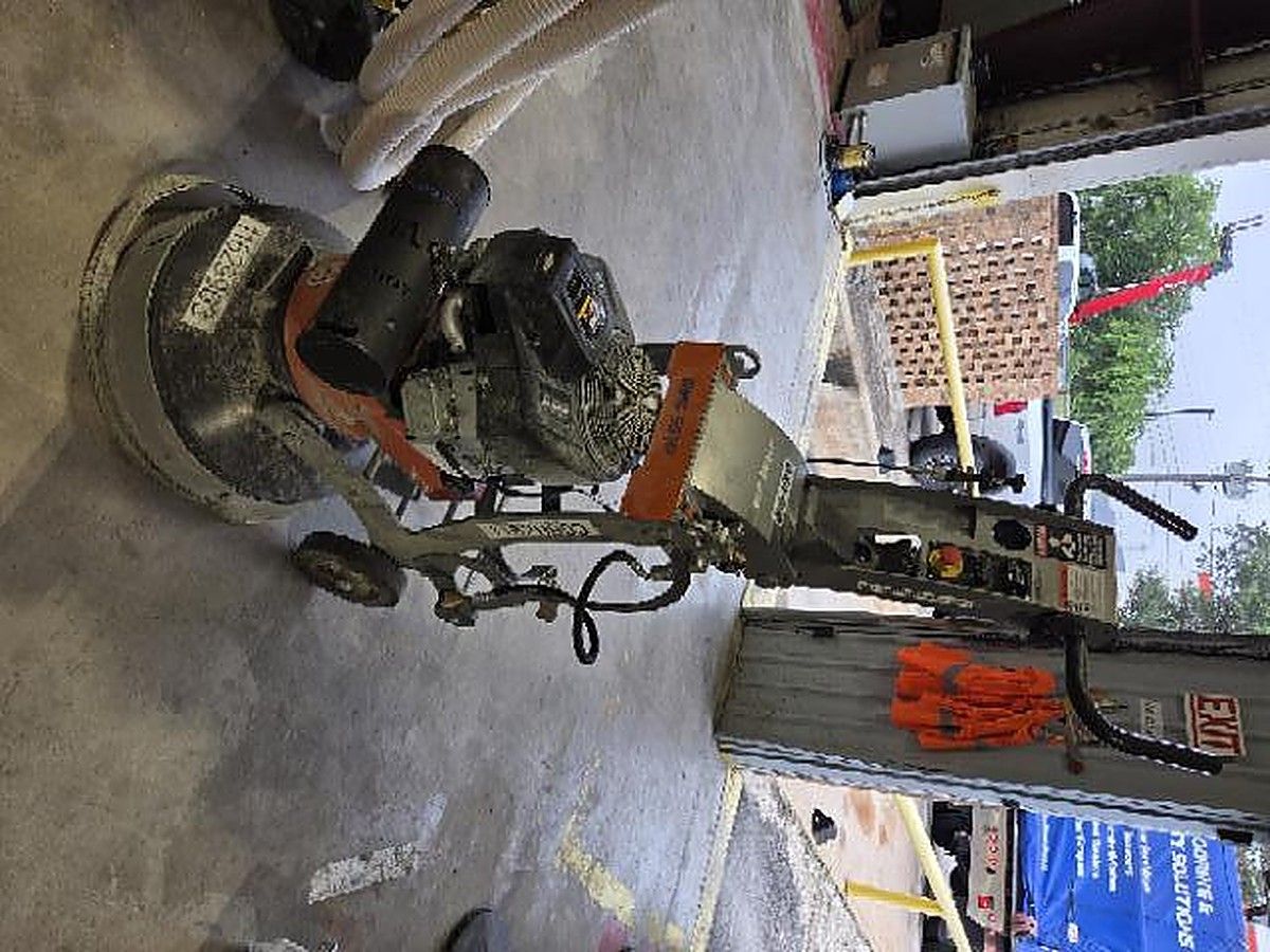 HUSQVARNA BMG-555 photo 3