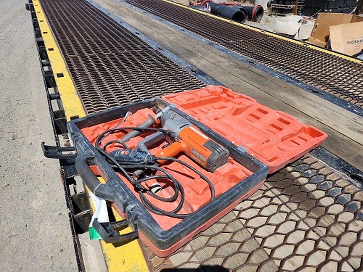 HUSQVARNA DM-230 photo 2