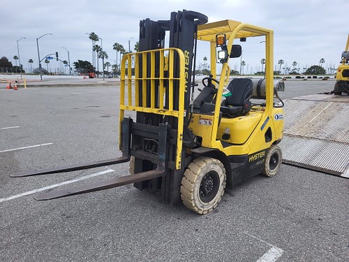 HYSTER H50UT photo 2
