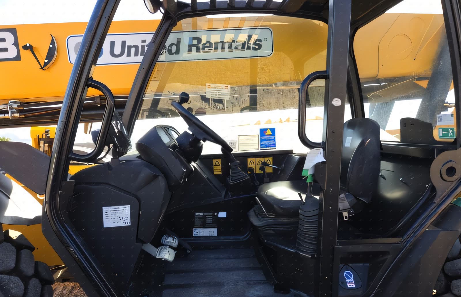 2023 JCB 509-42 FORKLIFT VARIABLE REACH 9000# 30-45'