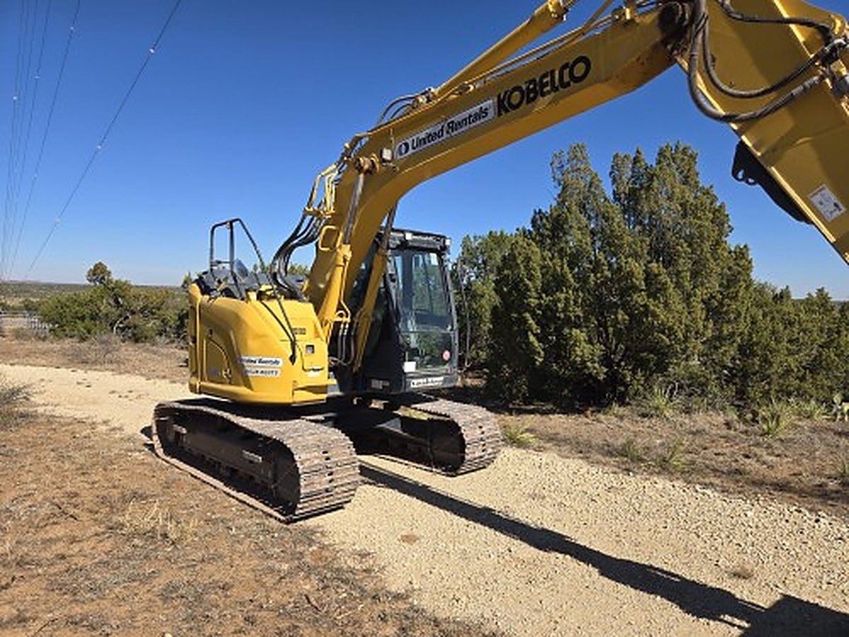 KOBELCO SK140SR-7 photo 13