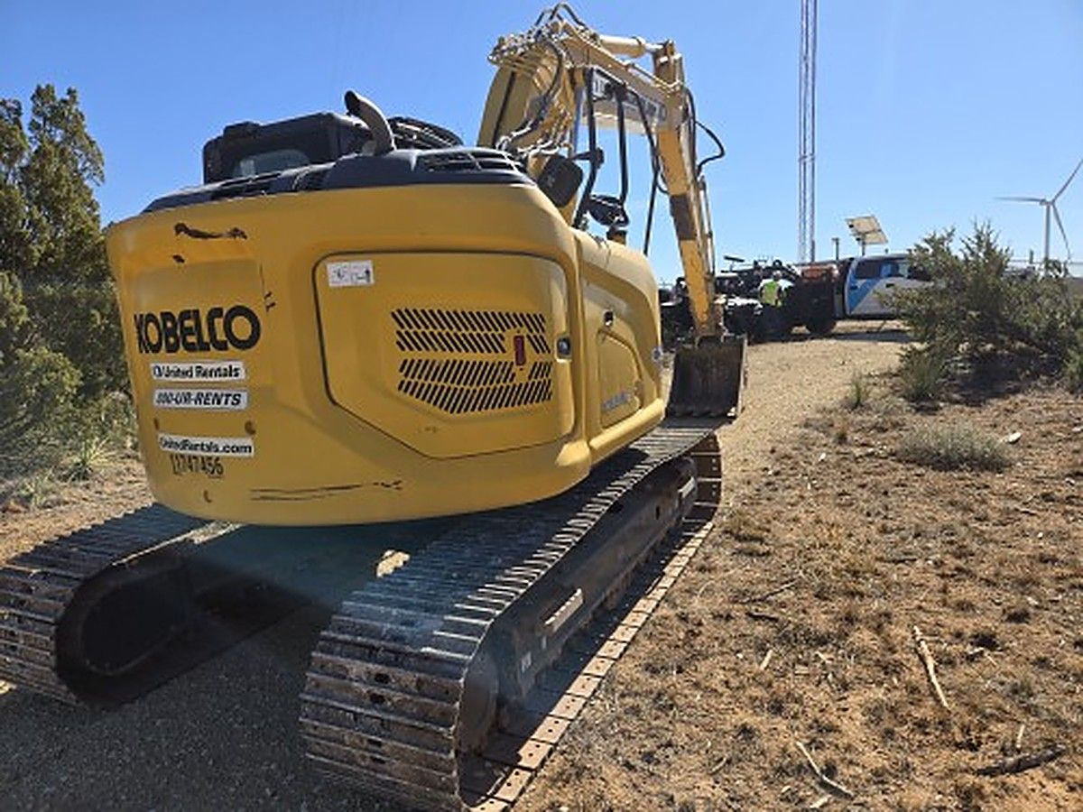 KOBELCO SK140SR-7 photo 3