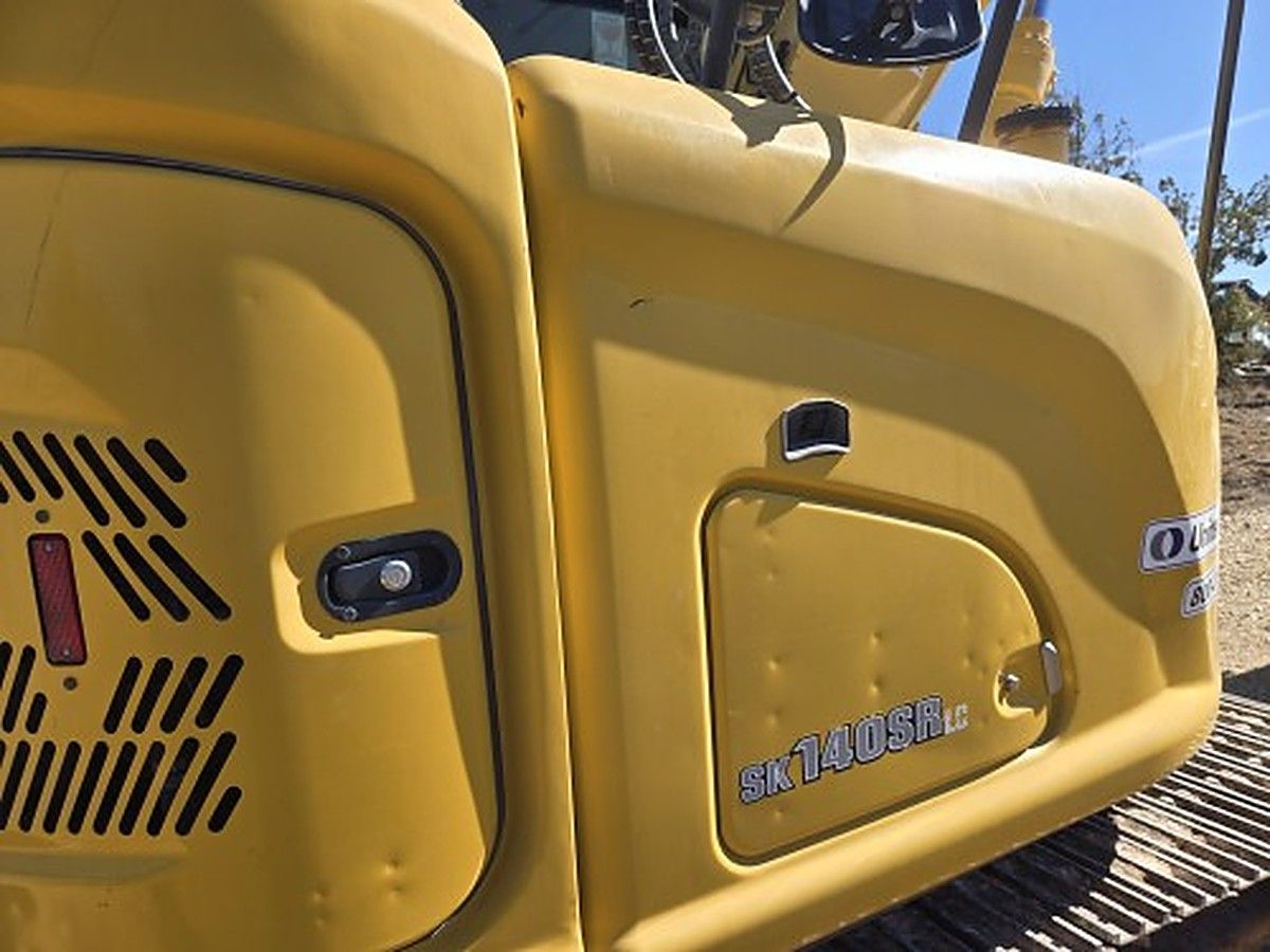 KOBELCO SK140SR-7 photo 5