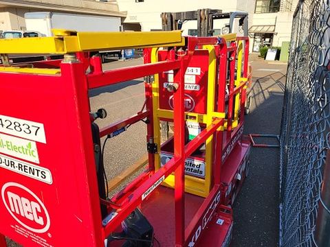 2023 MEC NANO10-XD Scissor Lift 10-13' Electric Access Deck