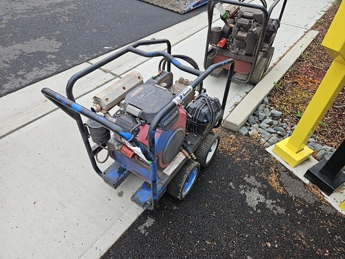 2023 MI-T-M CWC-5004-4MGH for sale in Las Vegas, NV