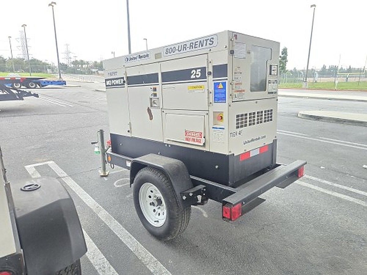 MULTIQUIP DCA25SSIU4F photo 2