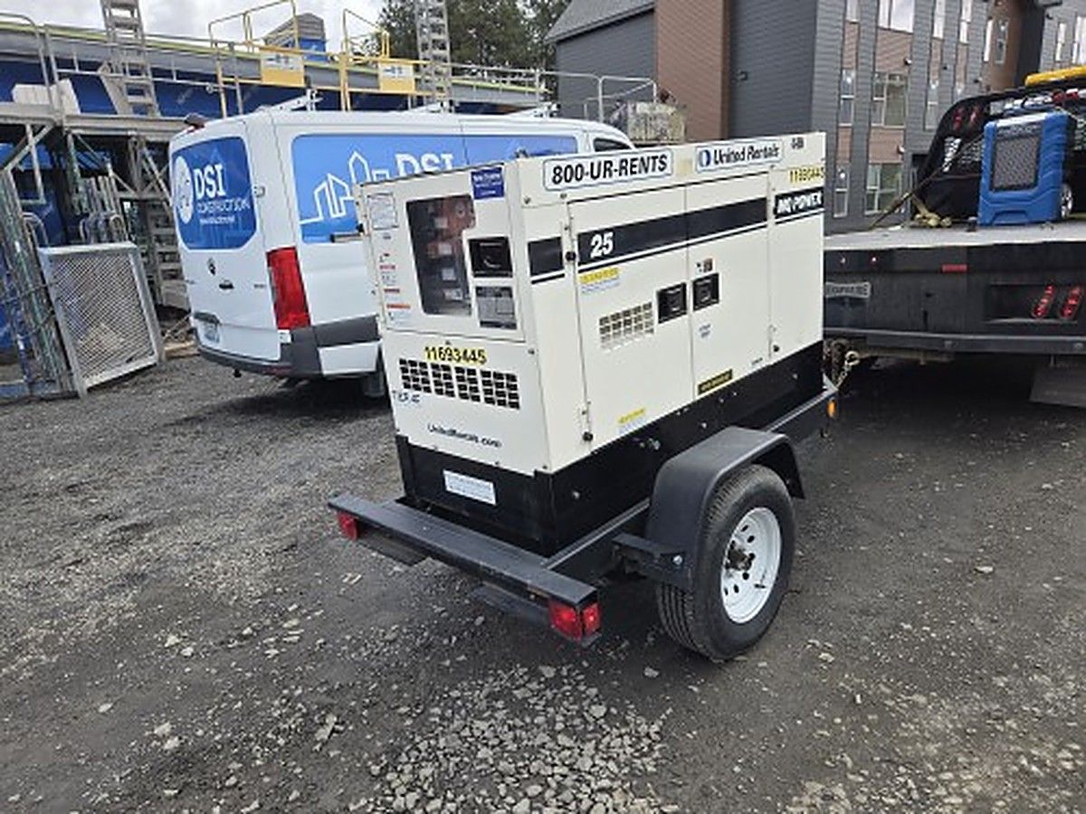 MULTIQUIP DCA25SSIU4F photo 3