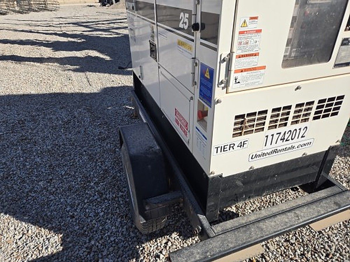 MULTIQUIP DCA25SSIU4F photo 2
