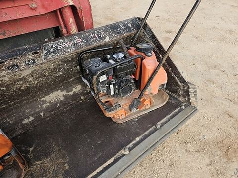 2023 MULTIQUIP MVC88VTHW Vib Plate Medium 3000-5000# Impact