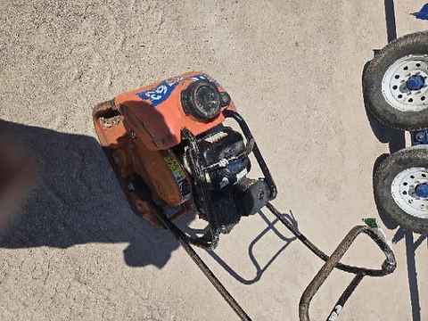 2023 MULTIQUIP MVC88VTHW Vib Plate Medium 3000-5000# Impact